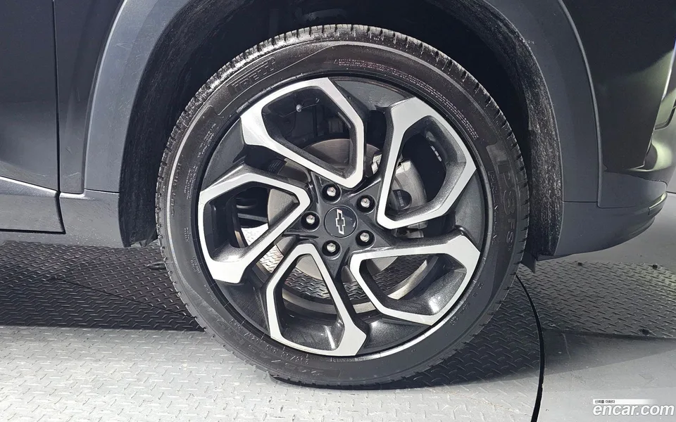 Chevrolet Trax Crossover 1.2 RS 2023 — thumbnail 2