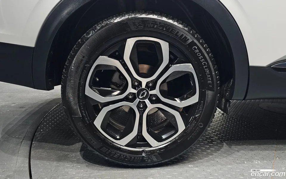 Renault Samsung XM3 (Arkana) 1.3 TCe RE 2023 — thumbnail 2
