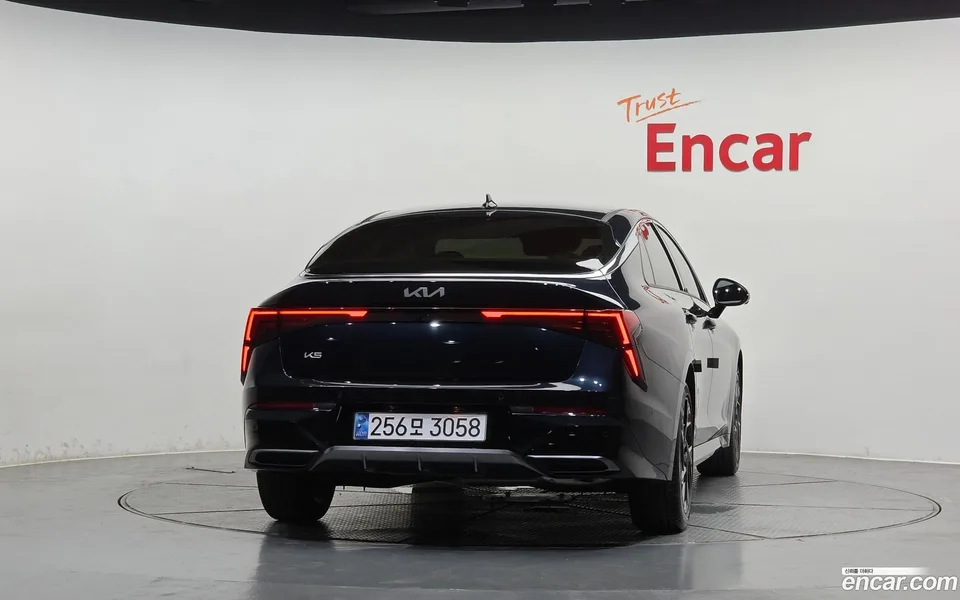 Kia K5 2.0 2024 — миниатюра 4