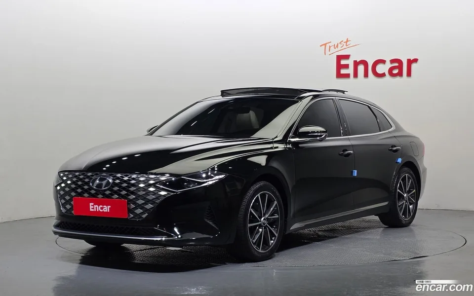 Hyundai Grandeur IG 2.5 2022 — photo 1, buy with delivery to Moscow