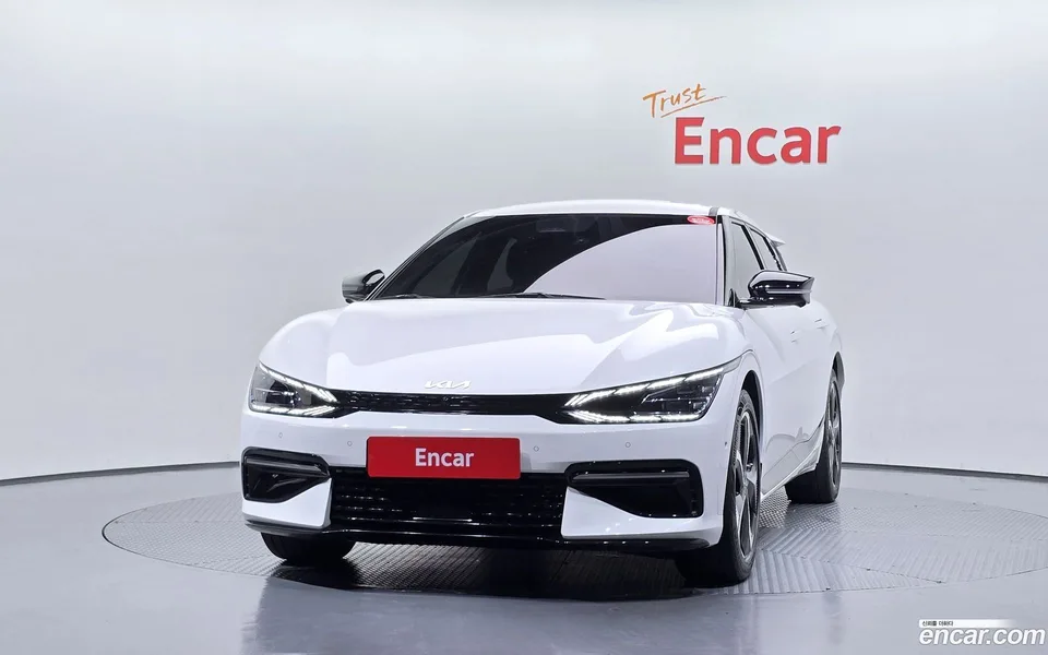 Kia EV6 2023 — thumbnail 3