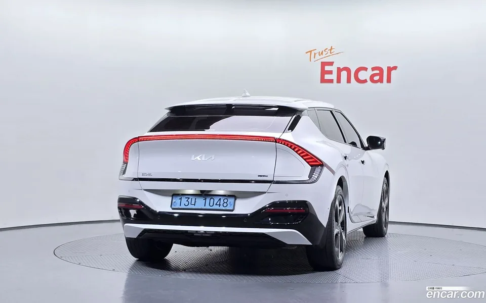 Kia EV6 2023 — thumbnail 4
