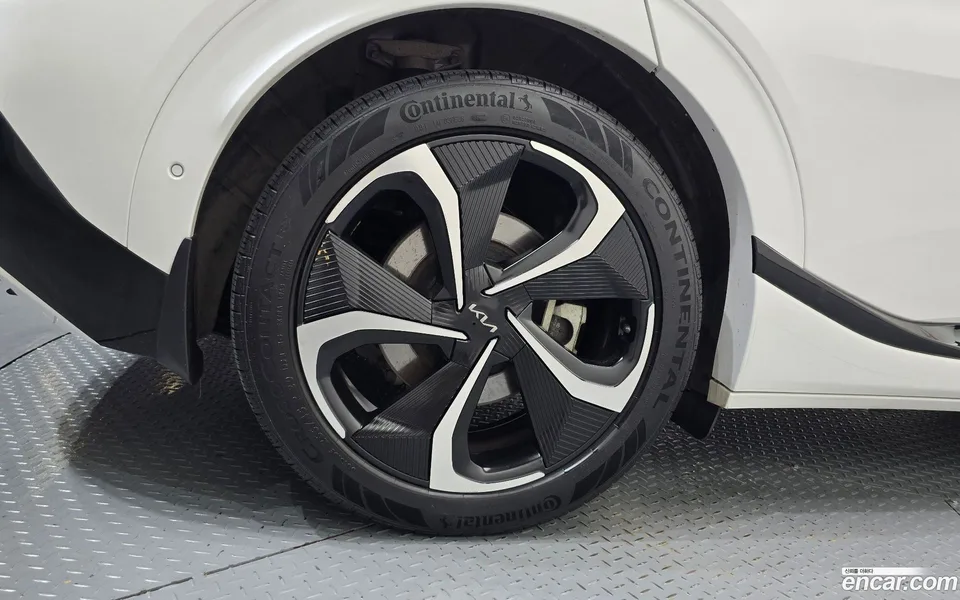 Kia EV6 2023 — thumbnail 5