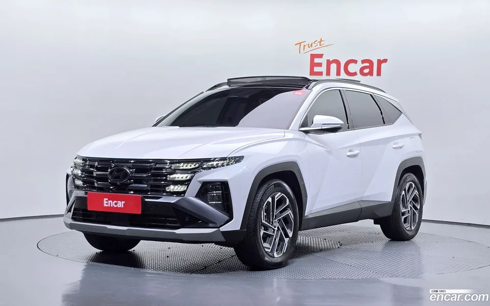Hyundai Tucson Hybrid NX4 HEV 1.6 2WD 2024 — фото 1, купить с доставкой в Москву
