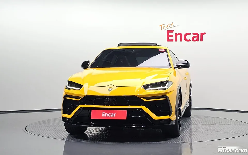 Lamborghini Urus 4.0 V8 2022 — thumbnail 3