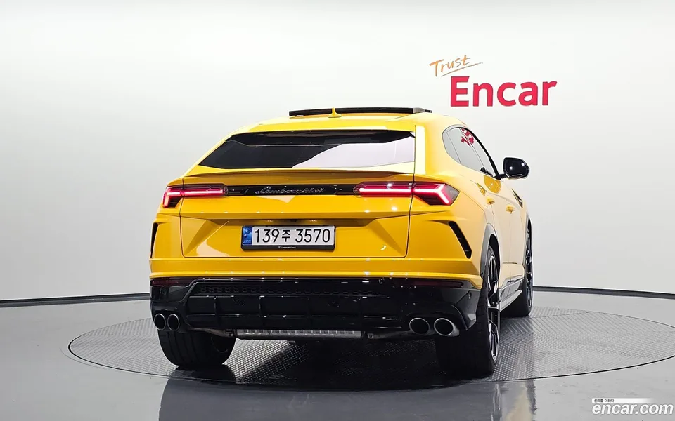 Lamborghini Urus 4.0 V8 2022 — thumbnail 4