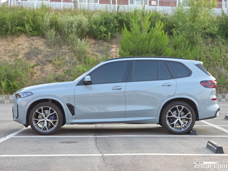 BMW X5 xDrive 30d M 2026 — thumbnail 2