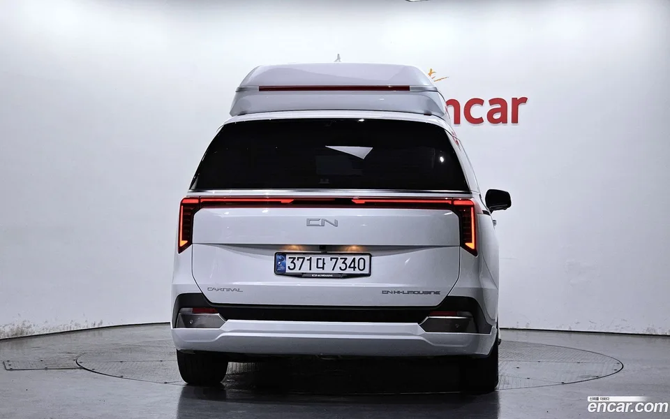 Kia Carnival 9 () 2025 — thumbnail 4