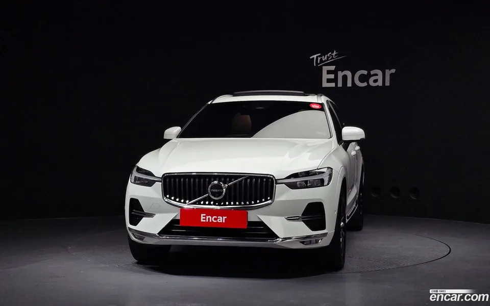 Volvo XC60 B5 2024 — thumbnail 3