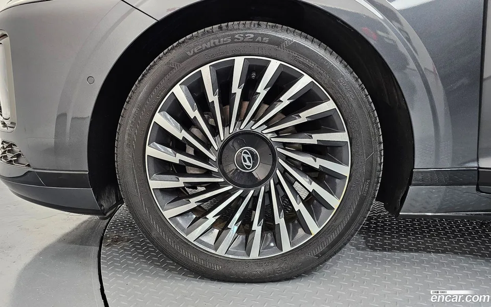 Hyundai Grandeur Hybrid 2023 — thumbnail 5