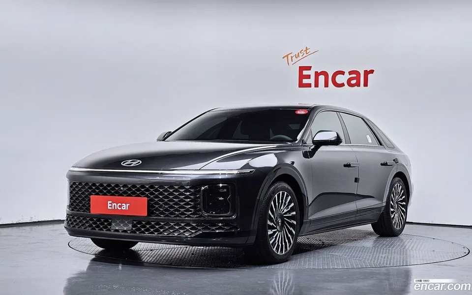 Hyundai Grandeur Hybrid 2023 — photo 1, buy with delivery to Moscow