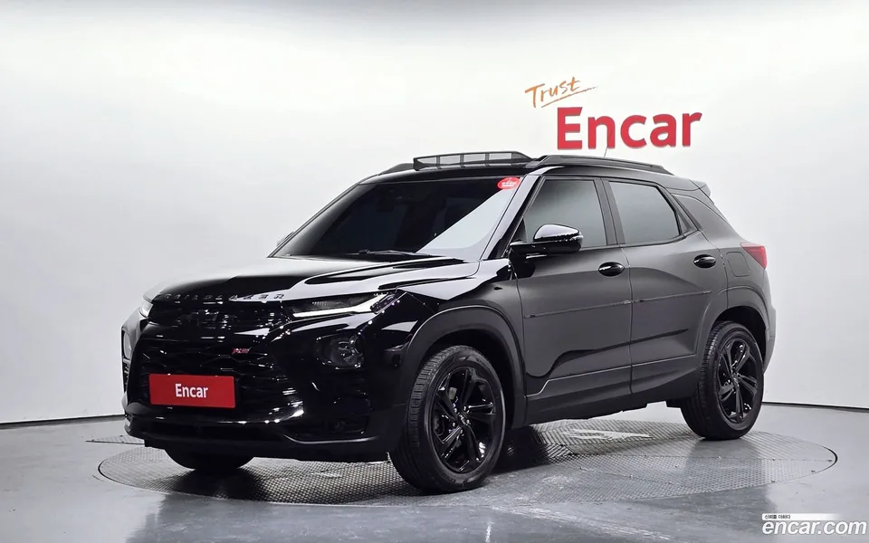 Chevrolet Trailblazer 1.3 2WD 2023 — photo 1, buy with delivery to Moscow