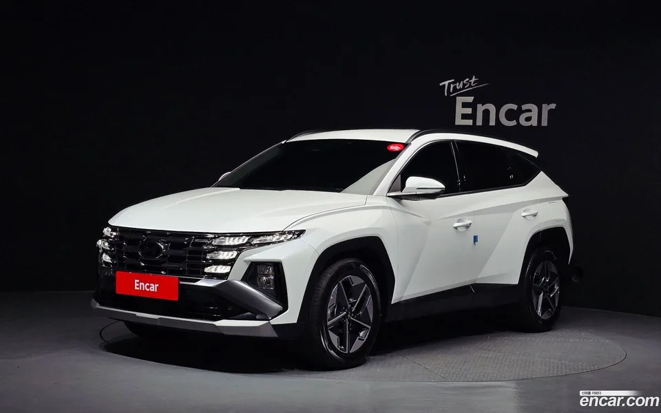 Hyundai Tucson NX4 1.6 2WD 2024 — photo 1, buy with delivery to Moscow