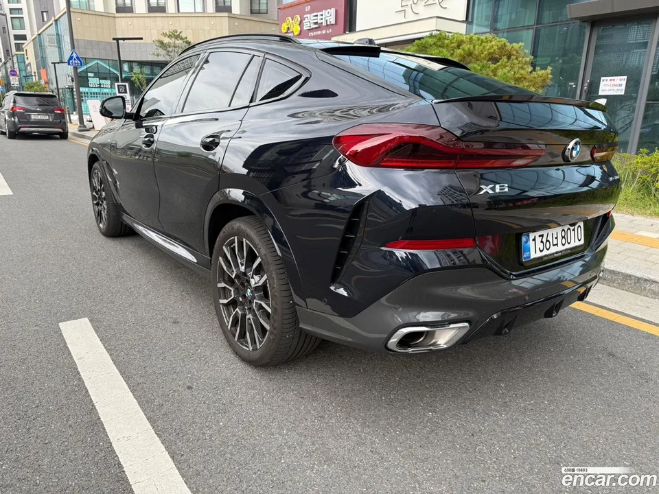 BMW X6 xDrive30d M 2025 — миниатюра 2