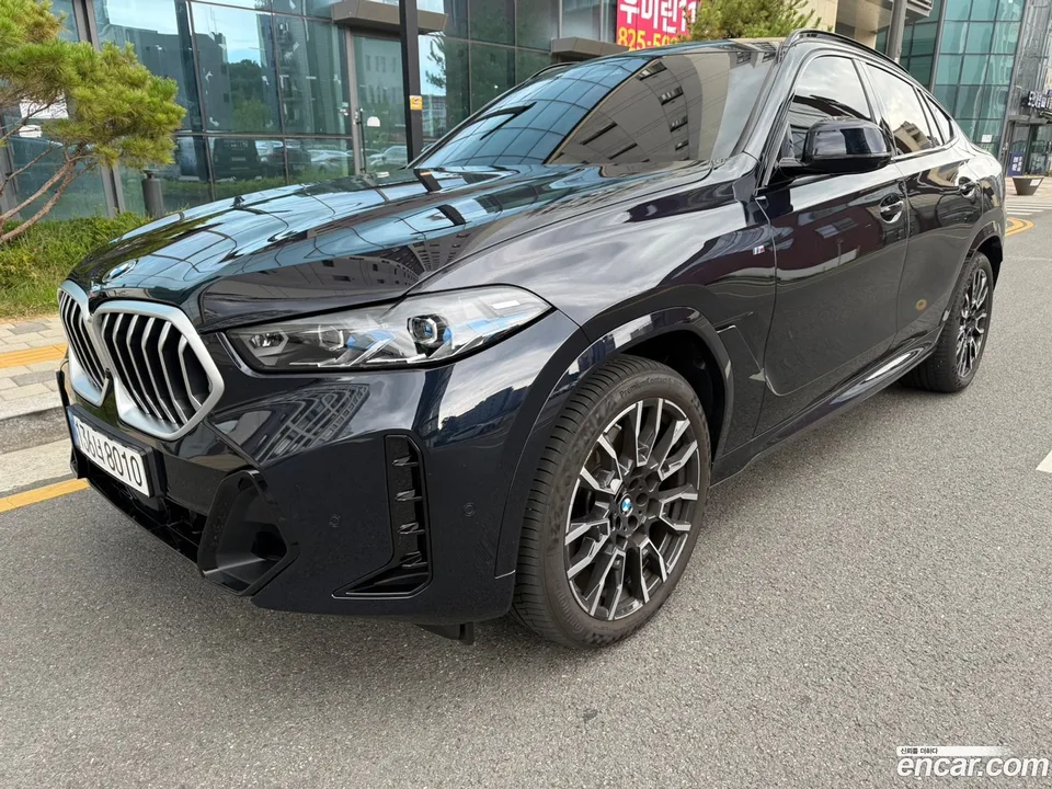 BMW X6 xDrive30d M 2025 — photo 1, buy with delivery to Moscow