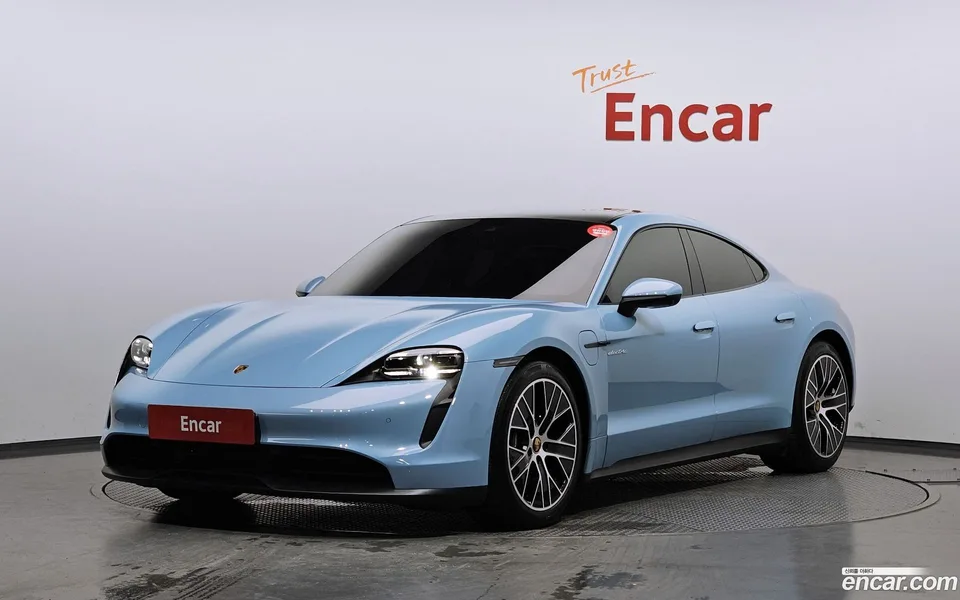 Porsche Taycan 2023 — photo 1, buy with delivery to Moscow