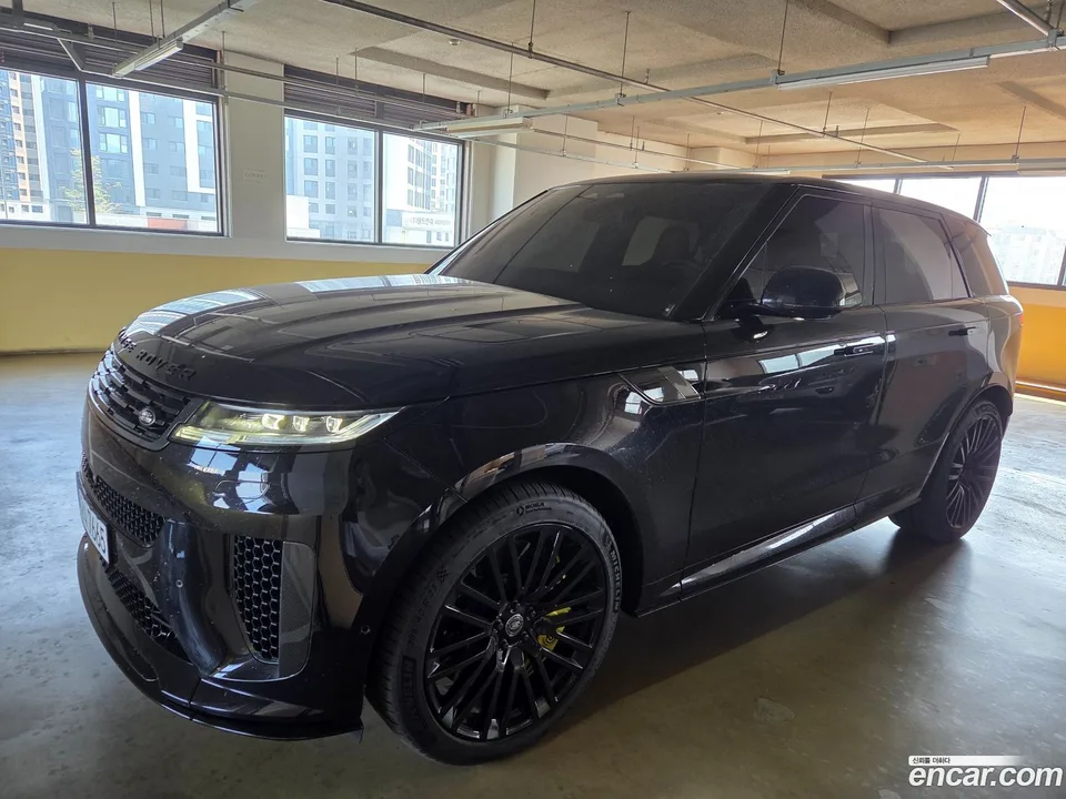 Land Rover Range Rover Sport P635 SV 2025 — thumbnail 3