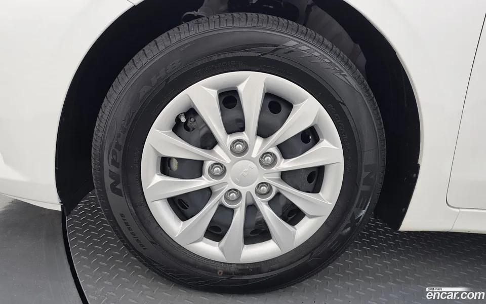 Kia K3 1.6 2024 — thumbnail 5