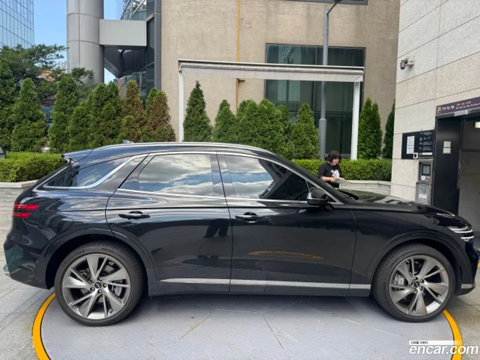 Genesis GV70 2.5T AWD 2024 — thumbnail 3