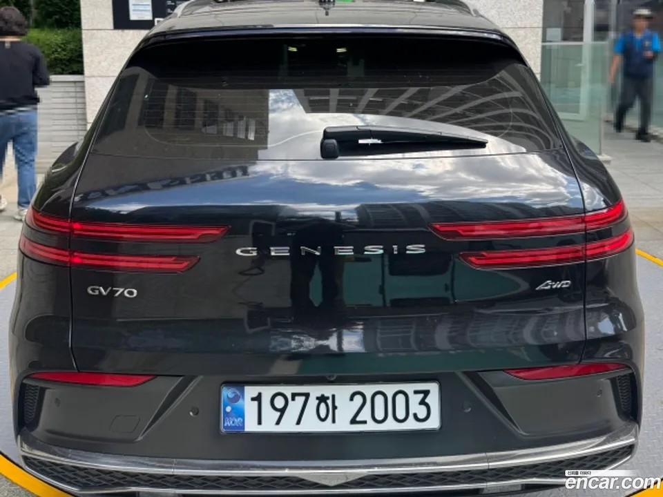 Genesis GV70 2.5T AWD 2024 — thumbnail 4