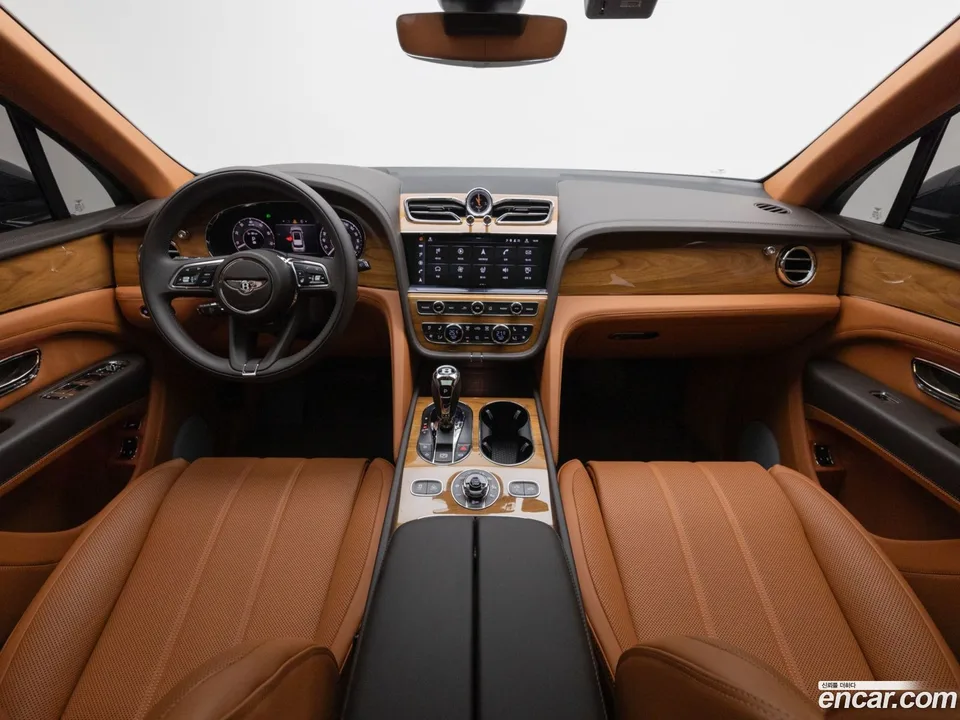 Bentley Bentayga 4.0 V8 2025 — thumbnail 5