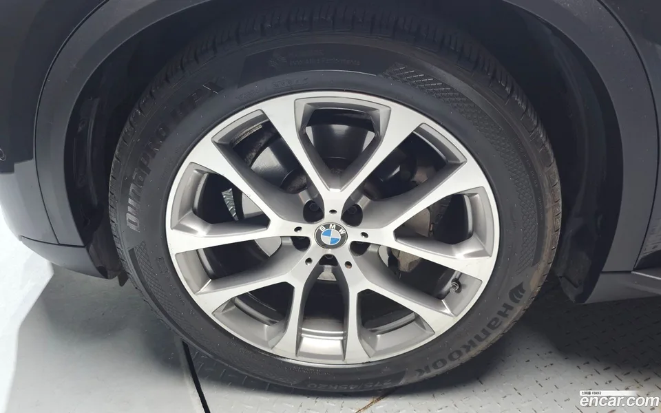BMW X5 xDrive 30d xLine 2024 — thumbnail 2