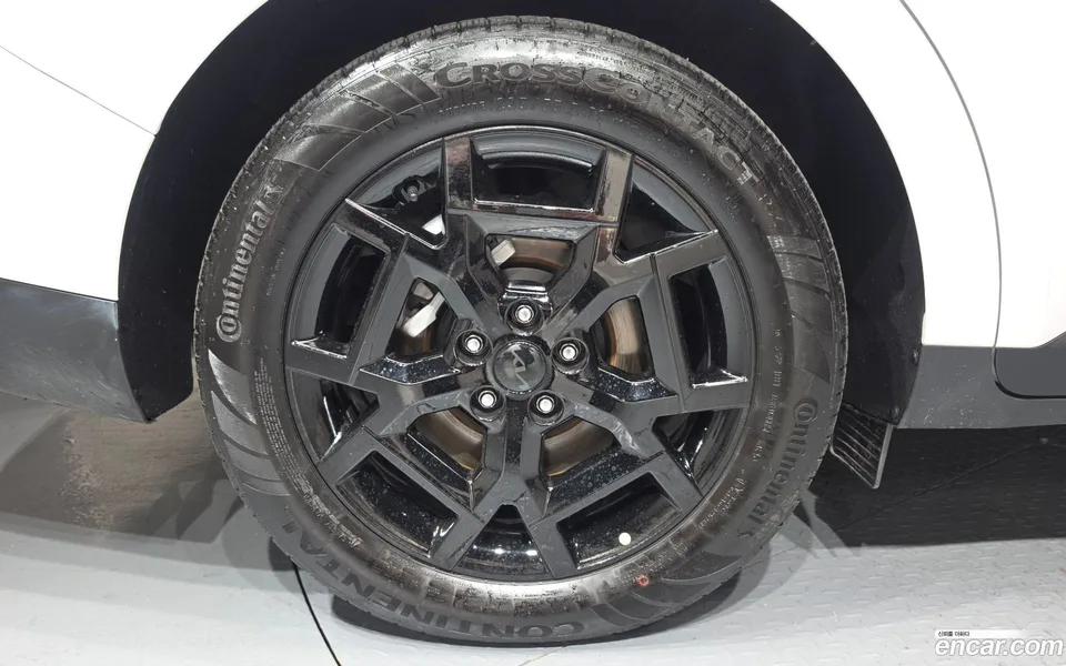 Kia Carnival HEV 7 X Line 2025 — thumbnail 2