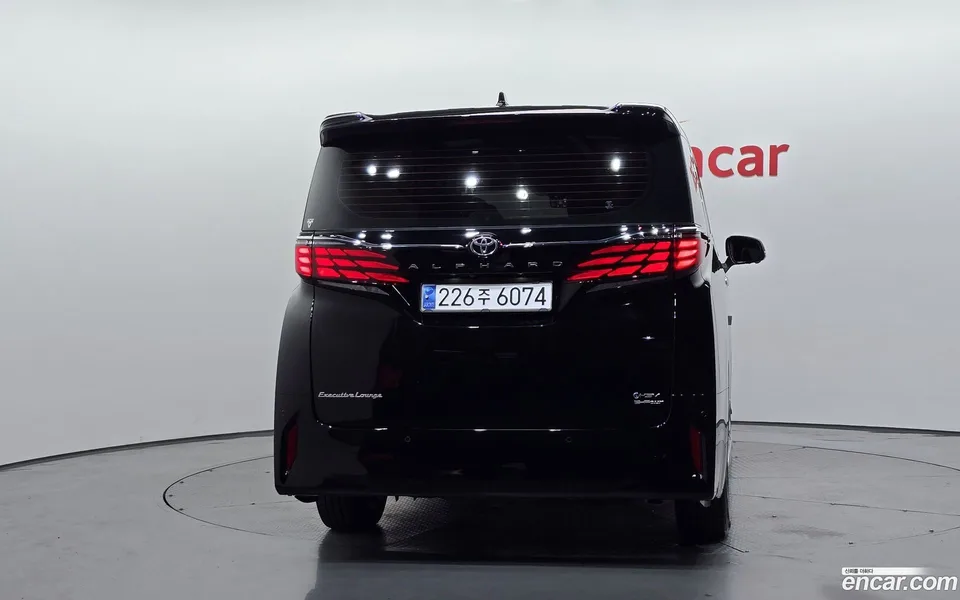 Toyota Alphard 2.5 HEV AWD 2024 — thumbnail 4