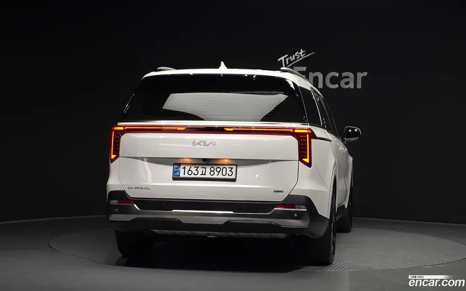 Kia Carnival HEV 9 2024 — thumbnail 4