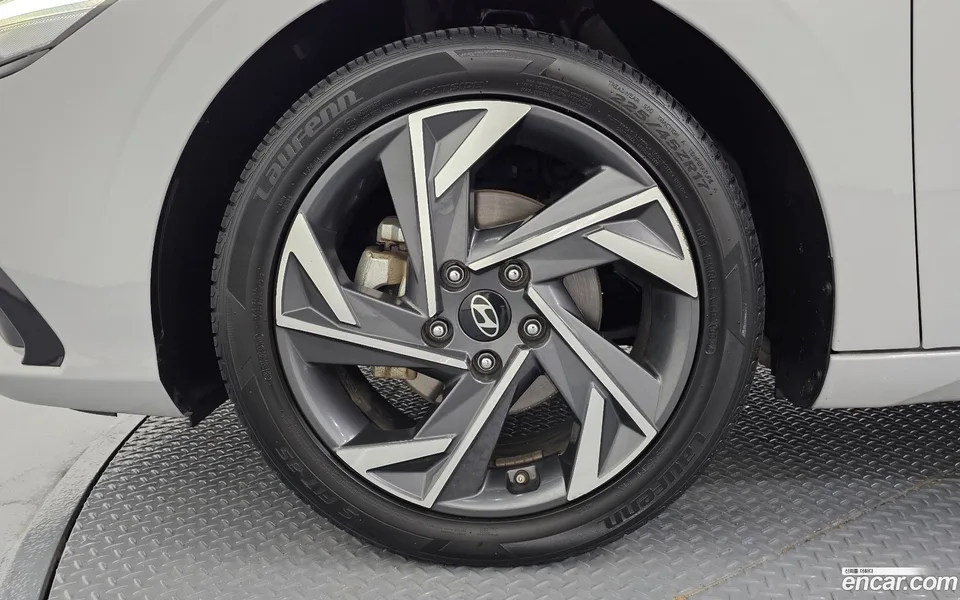 Hyundai Avante CN7 1.6 LPi () 2024 — thumbnail 2