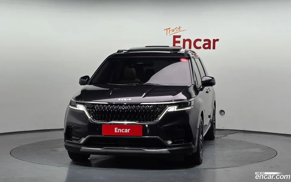 Kia Carnival 9 2022 — thumbnail 3