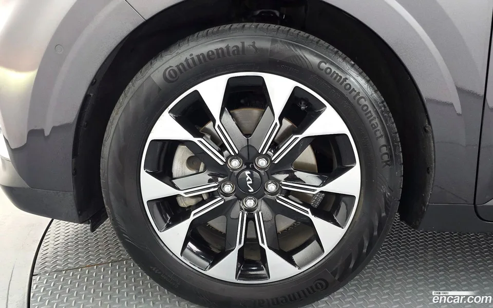 Kia Carnival 9 2022 — thumbnail 5