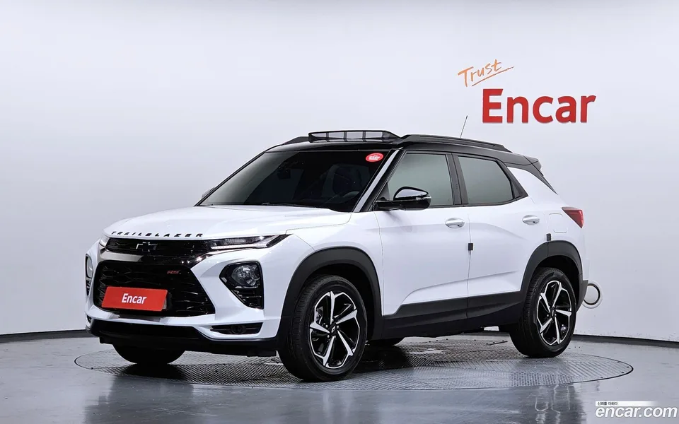 Chevrolet Trailblazer 1.3 2WD 2022 — photo 1, buy with delivery to Moscow