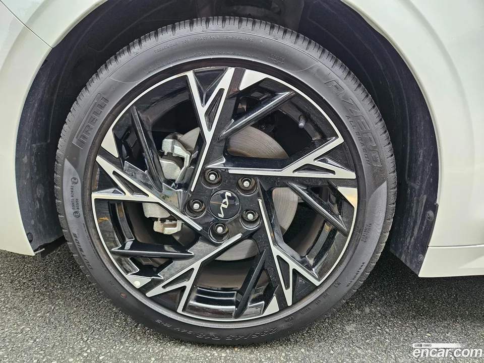 Kia K5 2.0 2024 — thumbnail 2