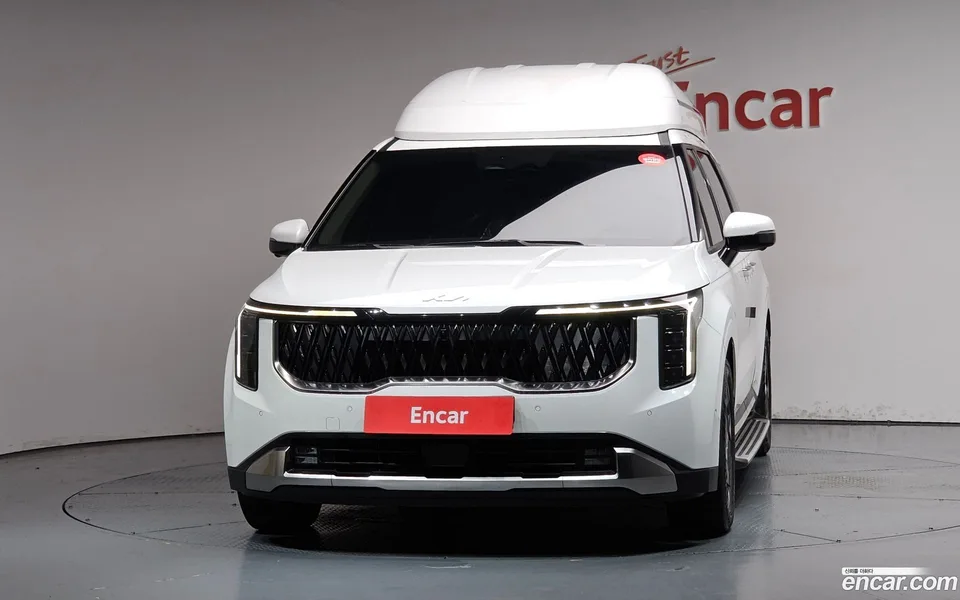 Kia Carnival 9 2024 — thumbnail 3