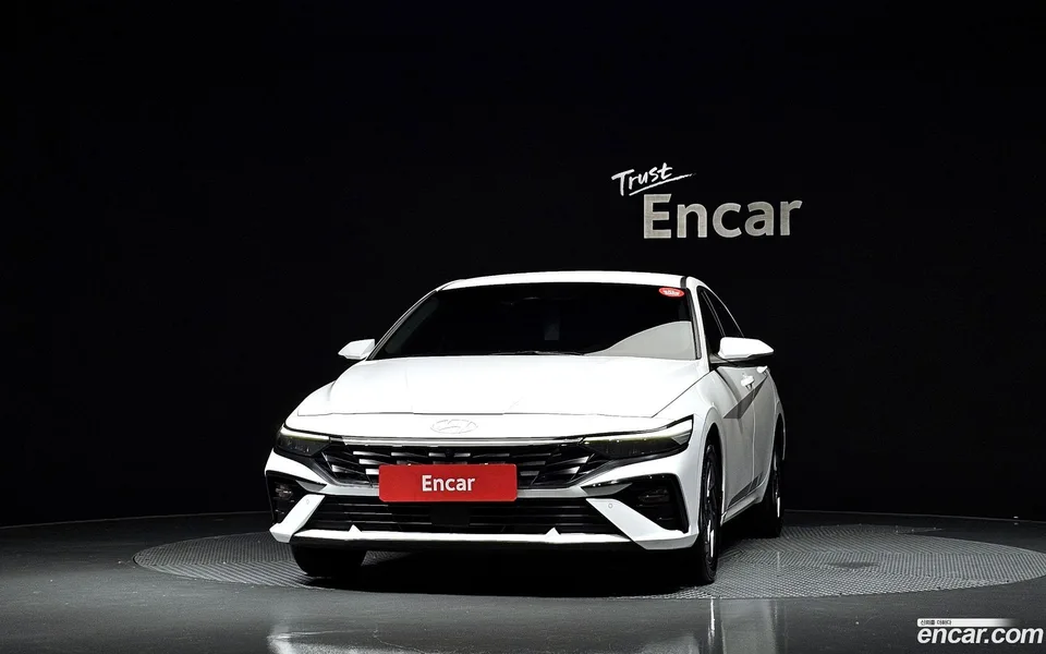 Hyundai Avante CN7 1.6 2025 — thumbnail 3