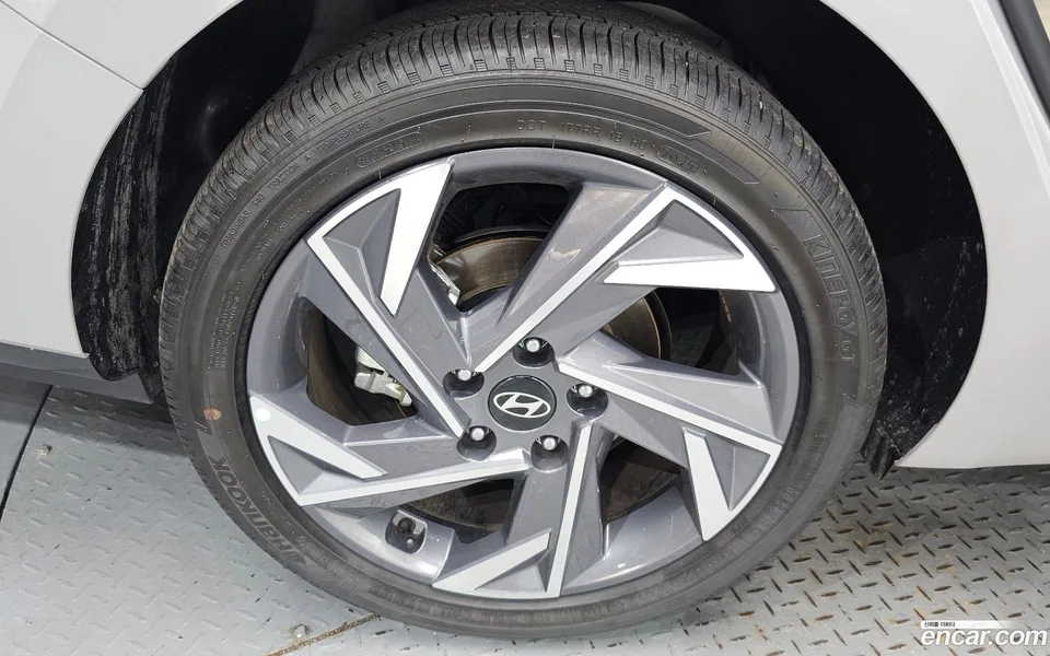 Hyundai Avante CN7 1.6 2025 — thumbnail 2