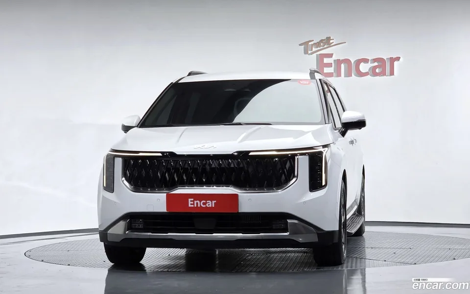 Kia Carnival 9 2025 — thumbnail 3