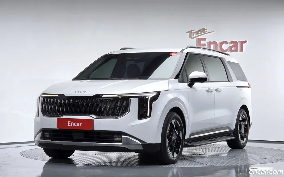 Kia Carnival 9 2025 — photo 1, buy with delivery to Moscow