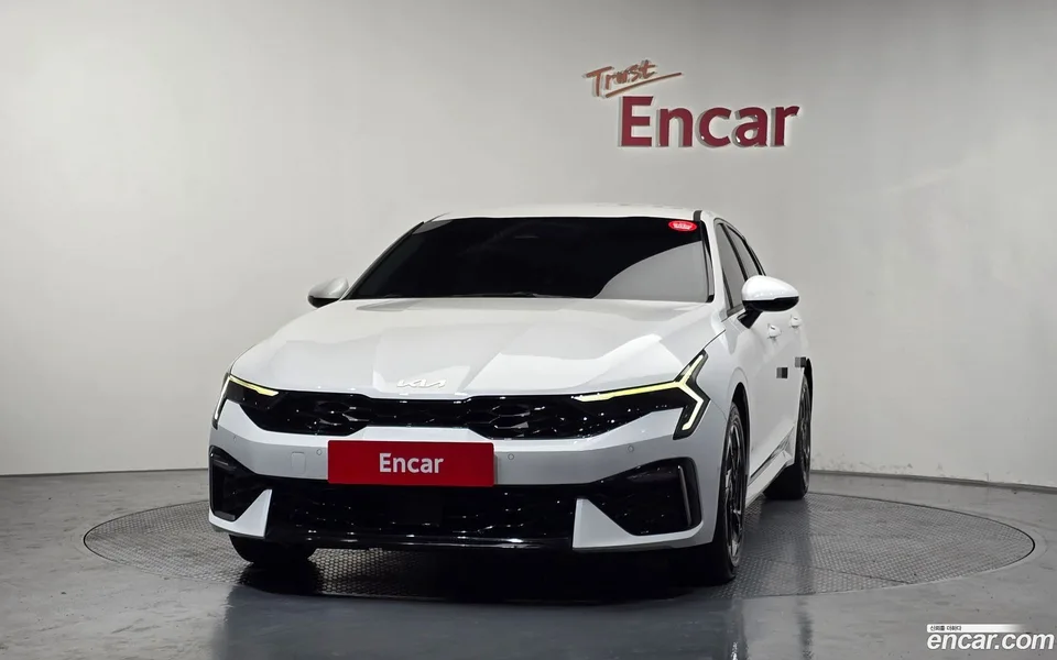 Kia K5 2.0 2024 — thumbnail 3