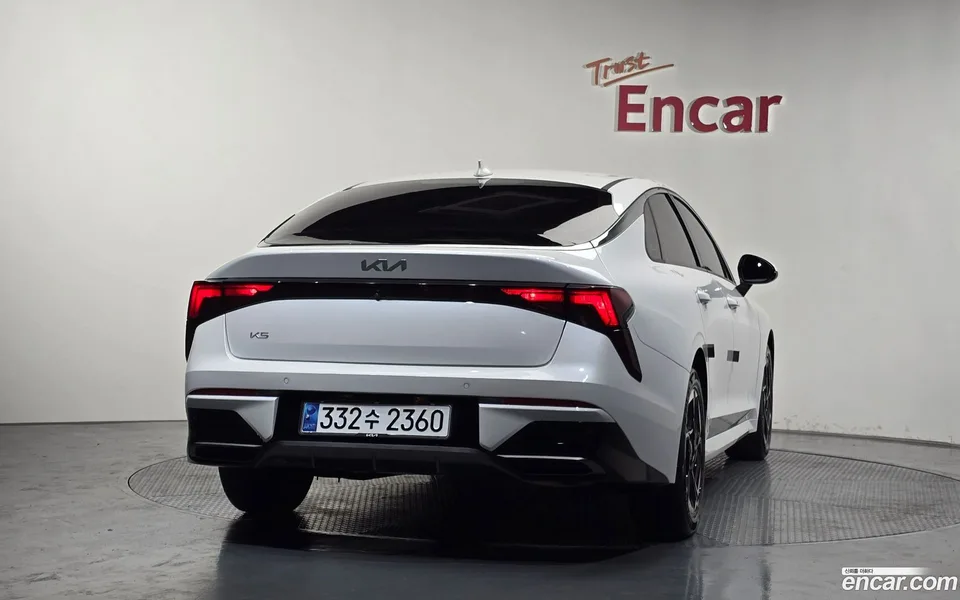 Kia K5 2.0 2024 — thumbnail 4