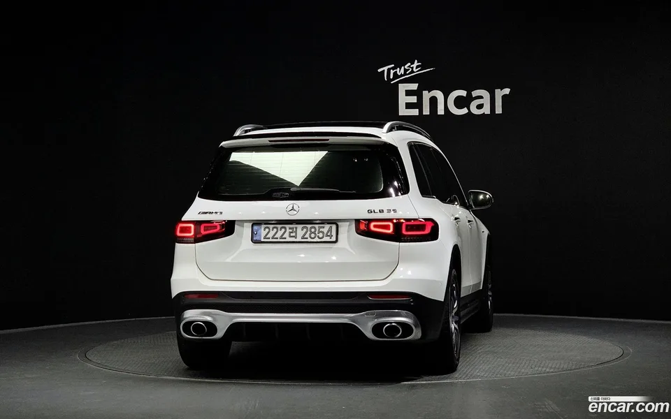 Mercedes-Benz GLB-Class AMG GLB35 4MATIC 2022 — thumbnail 4
