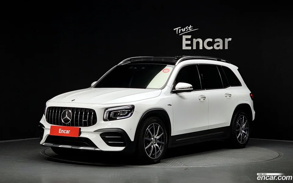 Mercedes-Benz GLB-Class AMG GLB35 4MATIC 2022 — photo 1, buy with delivery to Moscow
