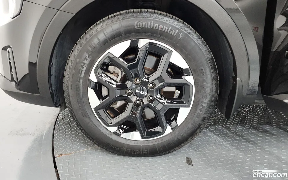 Kia Sorento 2.2 2WD 2023 — thumbnail 5