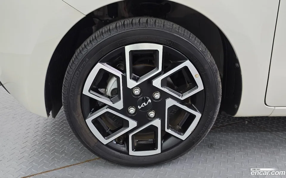 Kia Ray 2023 — thumbnail 2
