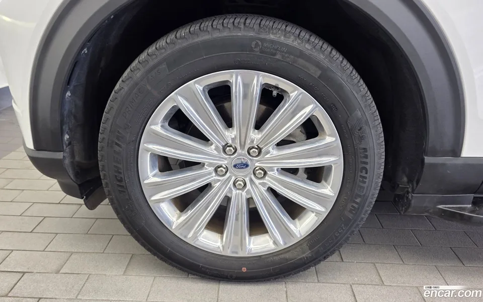 Ford Explorer 2.3 4WD 2022 — thumbnail 2