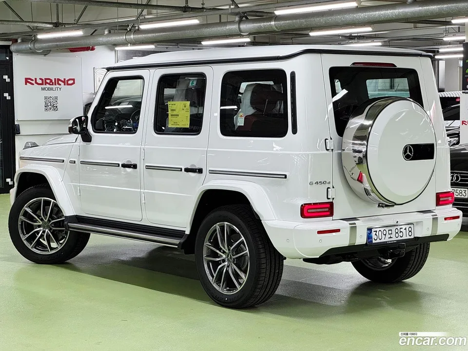 Mercedes-Benz G-Class G450d 2026 — thumbnail 3