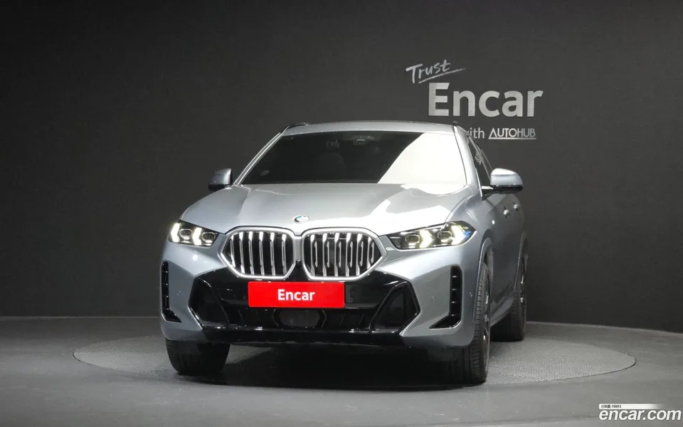 BMW X6 xDrive40i M 2025 — thumbnail 3