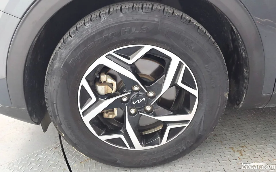 Kia Sportage 2.0 2WD 2023 — thumbnail 5