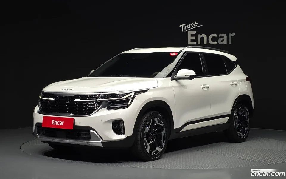 Kia Seltos 1.6 2WD 2024 — photo 1, buy with delivery to Moscow